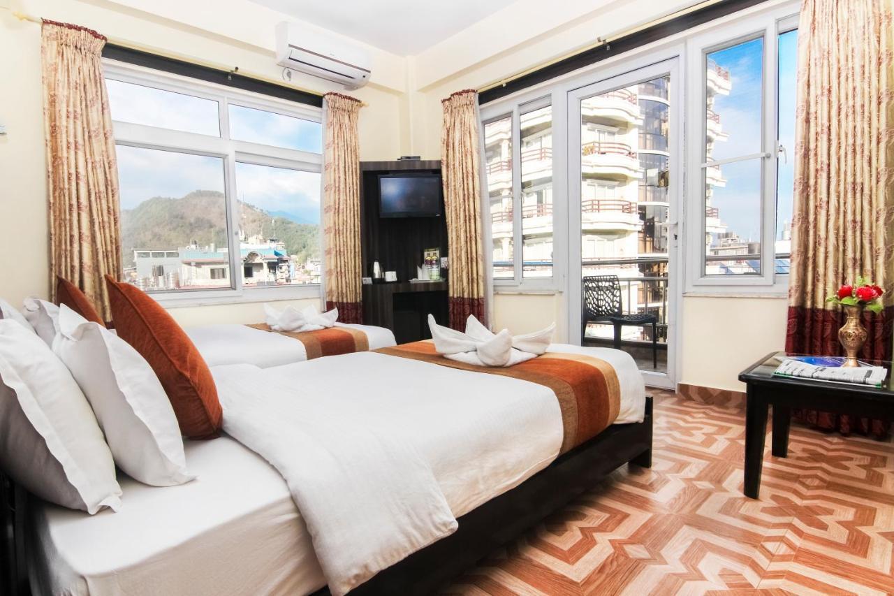 Hotel Point Pokhara Dış mekan fotoğraf
