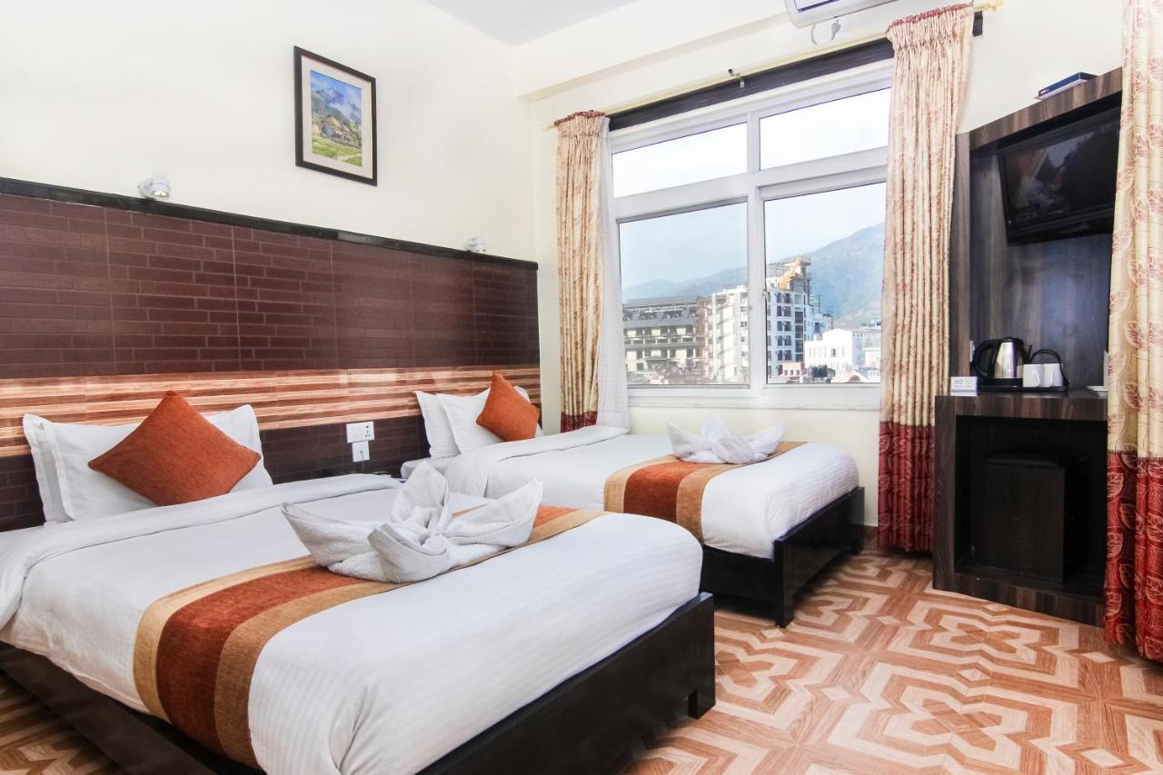 Hotel Point Pokhara Dış mekan fotoğraf